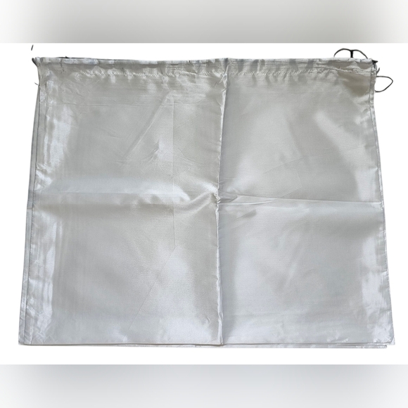Dust Bags With Draw String, 18 Silver Satin/Silk Bags. New! - Picture 5 of 5